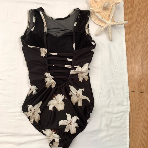 SOLD RETIRED Albion Fit Swimsuit - Lily Marina☆ - Picture 7 of 11